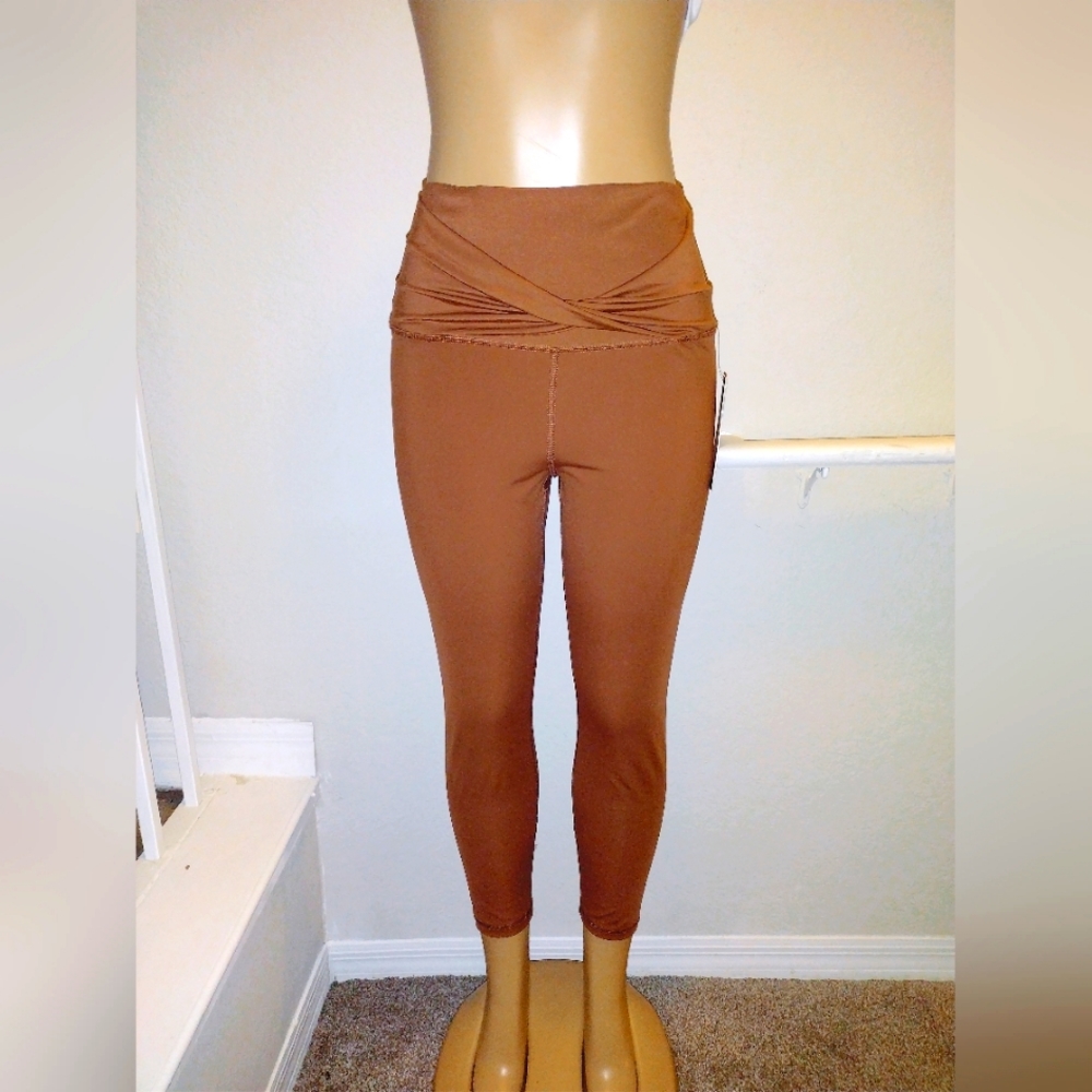 Yogalicious Lux twisted waist tights